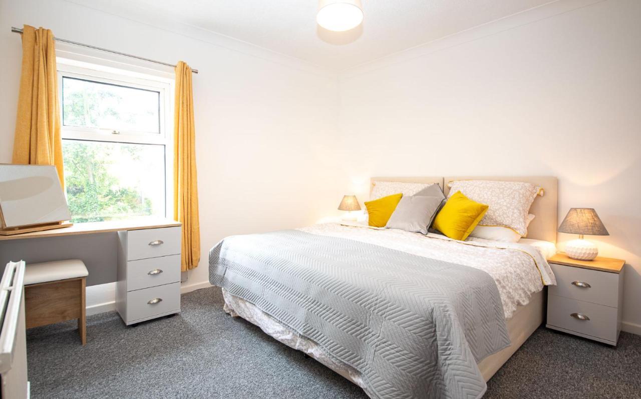 Bright 3 Bedroom Townhouse Near City Centre NWI Eksteriør billede