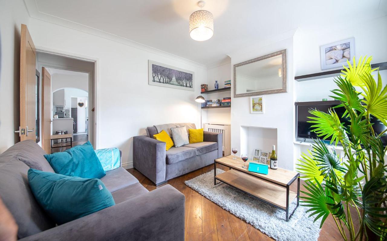 Bright 3 Bedroom Townhouse Near City Centre NWI Eksteriør billede