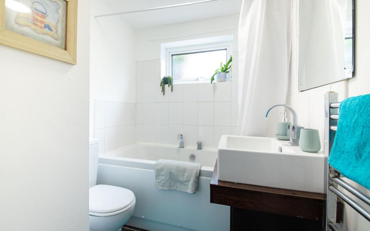 Bright 3 Bedroom Townhouse Near City Centre NWI Eksteriør billede